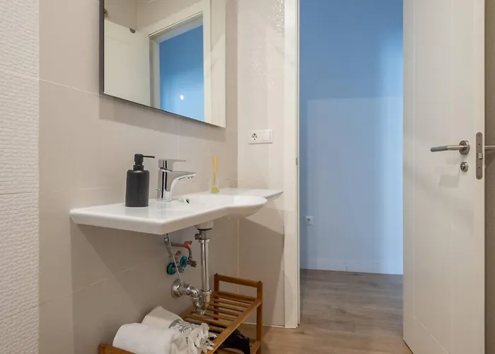 Puerta Real 아파트 *